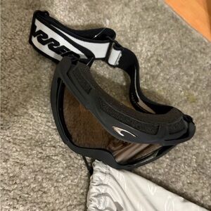 Carrera Black and White Men’s Ski/Snow Goggles with Tinted Lenses